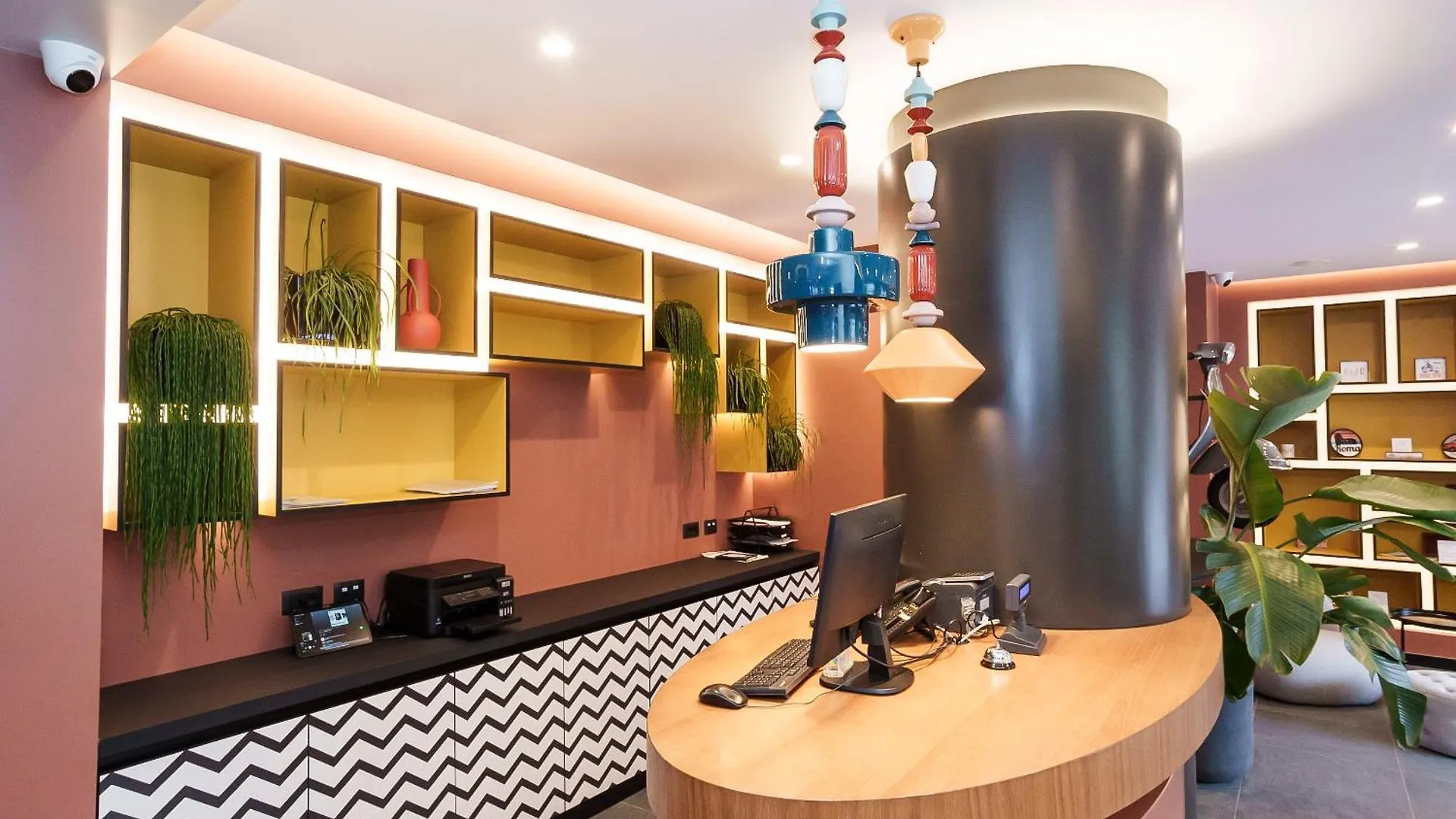 Hotel Aparthotel Colombo Roma