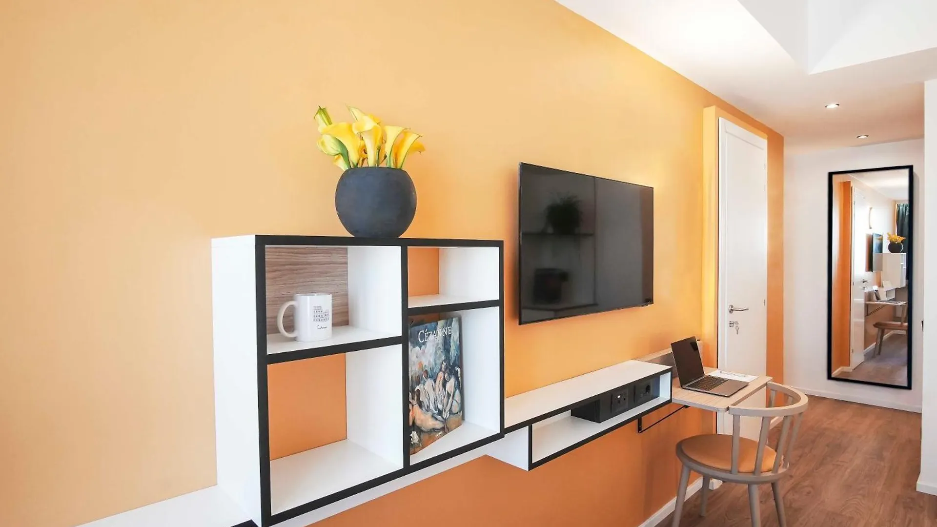 **** Hotel Aparthotel Colombo Roma Italy