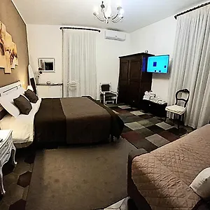 Appartamento Casa Ferrari Testaccio E Trastevere Wi-fi Free